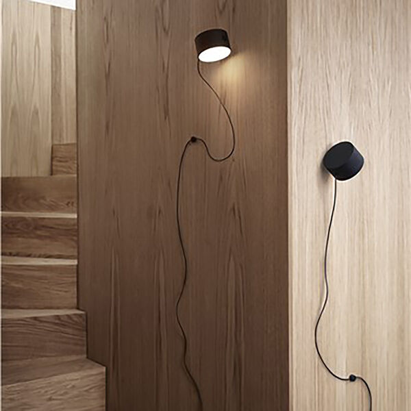 Post Wall Lamp, black, Muuto