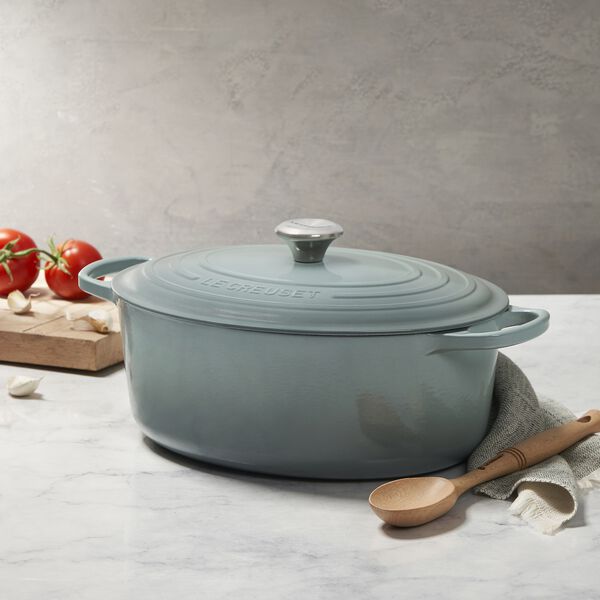 Signature cast iron oval casserole &Oslash; 31 cm, sea salt, Le Creuset