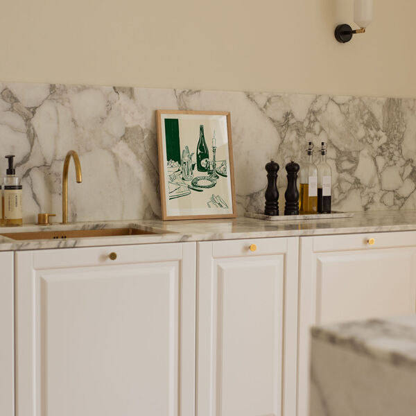 Champagne and chips Champagne and chips, Peléton