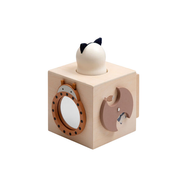 Woodland Activity Cube, Sebra