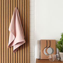 Diamond Tea Towel, rumba red, Bastian