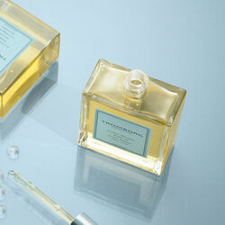 Aroma Therapy Body Oil Grape-Ginger Rose Tree, Tromborg