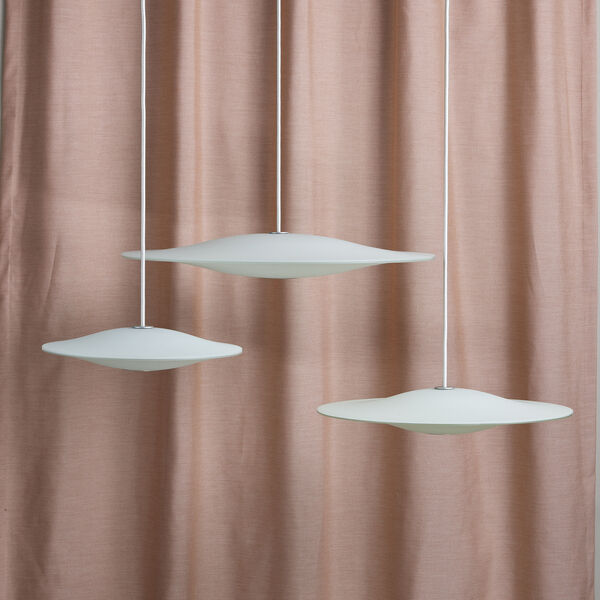 Sinus 440P Pendant, opal Sinus 440P Pendant, opal, Piet Hein