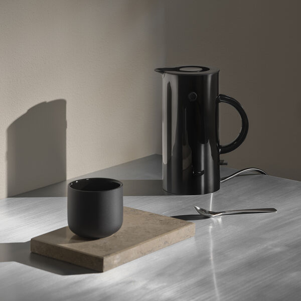 EM77 Mini Electric Kettle | 0,5 L | Black, Stelton