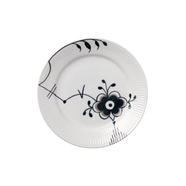 Black Fluted Mega Plate no. 6 Ø 19 cm, Royal Copenhagen