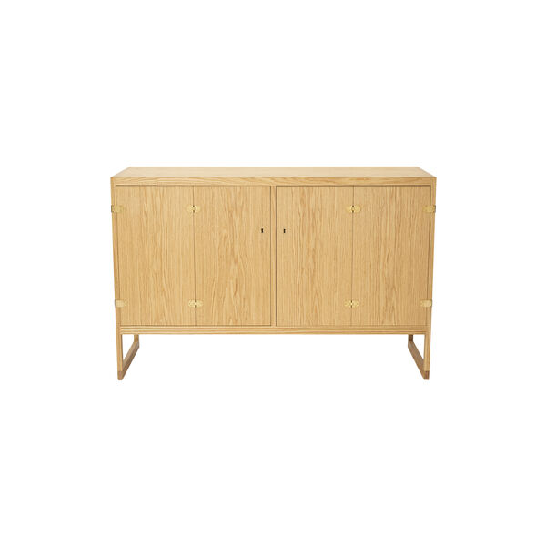 BM0057 Cabinet, oiled oak, Carl Hansen & Søn