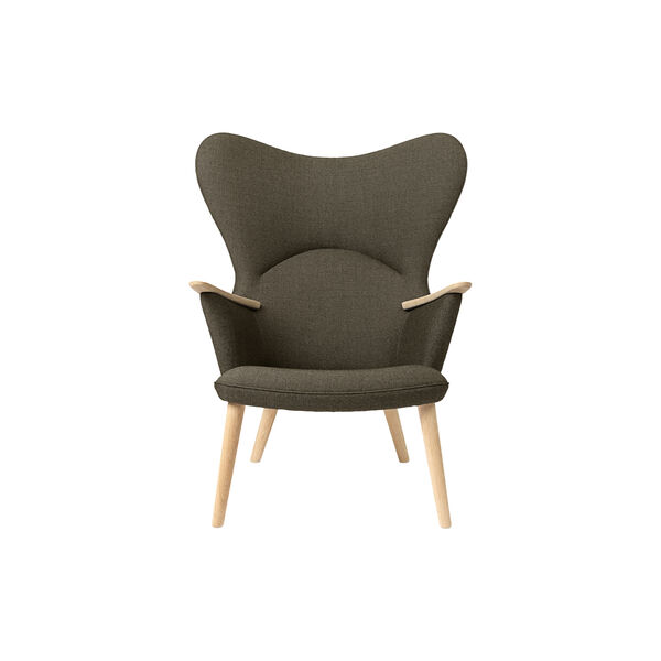 CH78 Mama Bear Lounge Chair, Passion 1101/soap treated oak, Carl Hansen & Søn