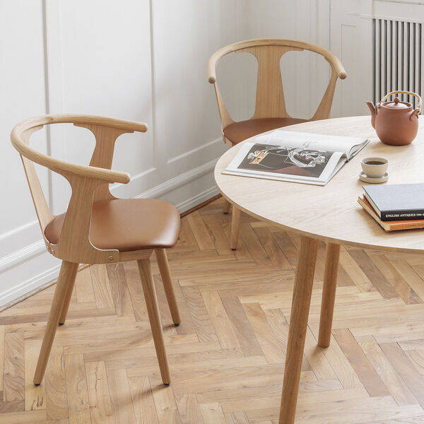 In Between SK2 Chair, oak/cognac In Between SK2 Chair, oak/cognac, &Tradition