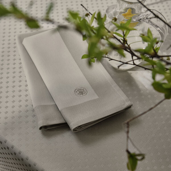DAMASK Napkin, greige, Georg Jensen Damask