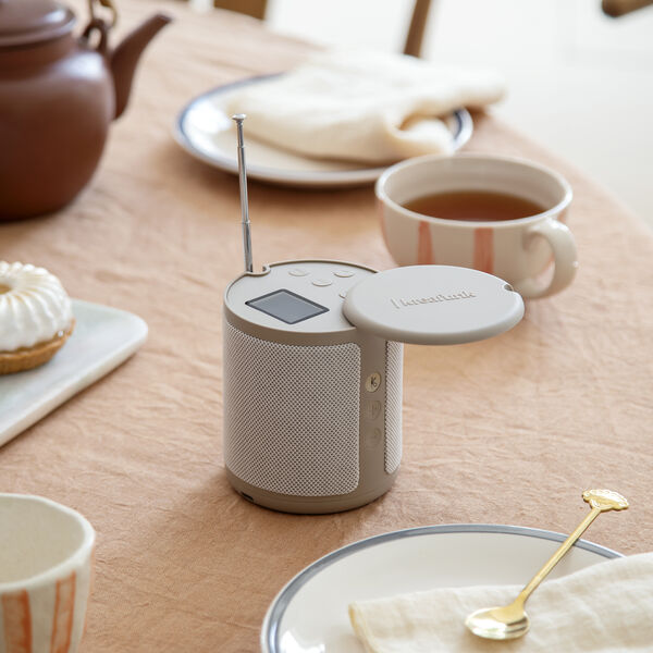 Dabbie Radio, ivory sand Dabbie Radio, ivory sand, Kreafunk