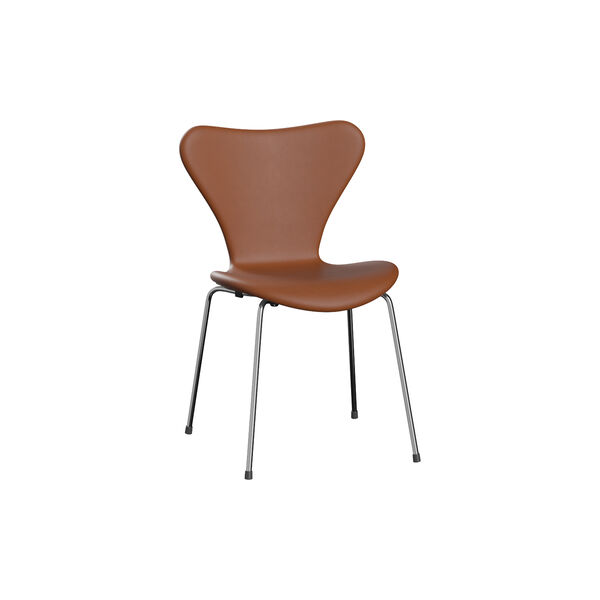 Series 7™ 3107 Fully Upholstered Chair, Essential walnut Series 7™ 3107 Fully Upholstered Chair, Essential walnut, Fritz Hansen