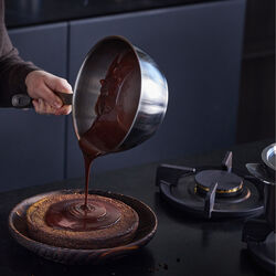 All Steel Sauteuse Pan 2 L, Fiskars