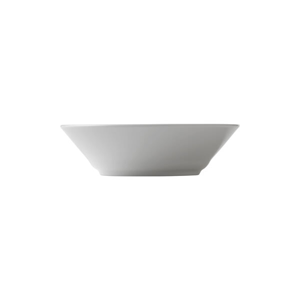 White Fluted Deep Plate Ø 17 cm White Fluted Deep Plate Ø 17 cm, Royal Copenhagen
