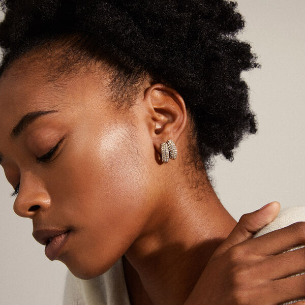 LONA Chunky Crystal Huggie Hoops, gold plated, Pilgrim