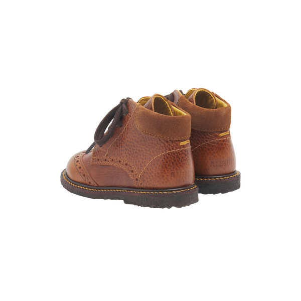 Classic Lace-Up Shoe With Brouges Details, cognac, ANGULUS