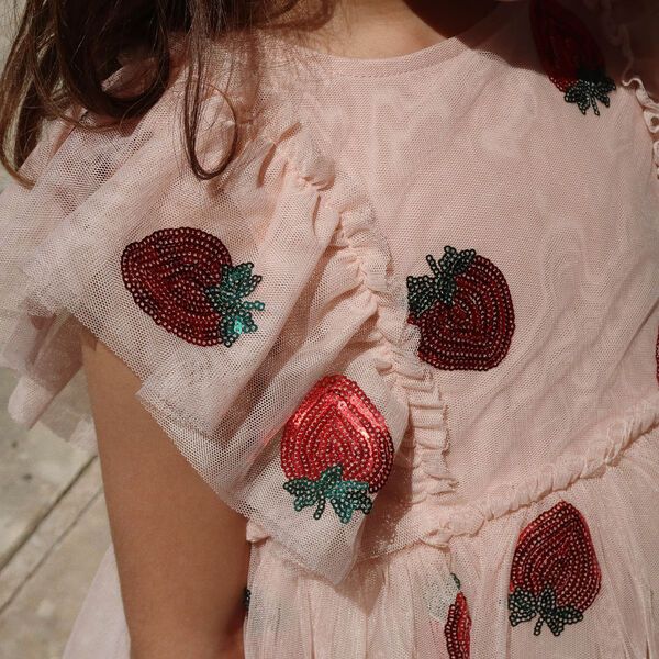 Yvonne Frill Dress, strawberry Yvonne Frill Dress, strawberry, Konges Sløjd