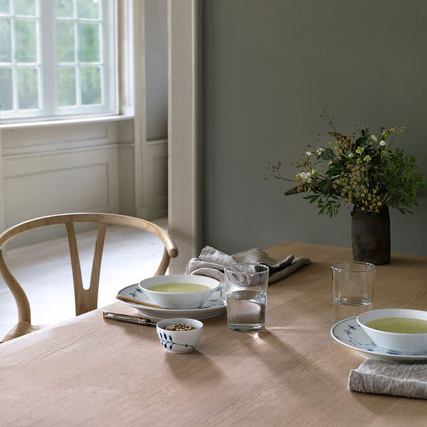 White Fluted Deep Plate Ø 17 cm White Fluted Deep Plate Ø 17 cm, Royal Copenhagen