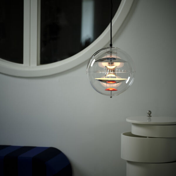 VP Globe Pendant, chrome/red/blue, Verpan