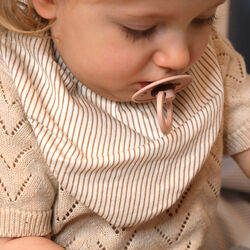 Bandana Jersey Bib 2-pack, classic stripes camel, Cam Cam Copenhagen