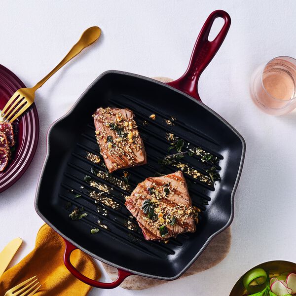 Signature cast iron square grillit 26 cm, garnet, Le Creuset