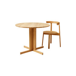 Trefoil Round Table, oak, Form & Refine