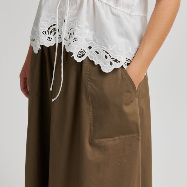 Alisa Skirt, canteen, Second Female