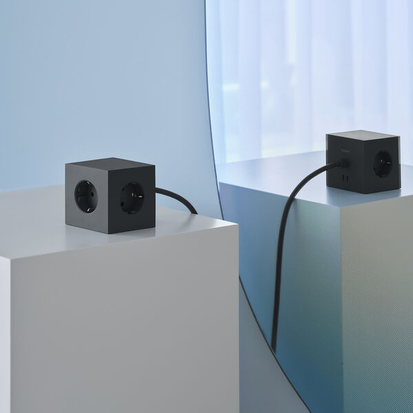 Square 1 USB-C (30W), stockholm black, Avolt