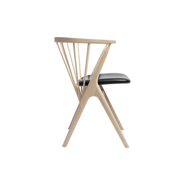 Sibast No 8 Dining Chair, soap treated oak/black Sibast No 8 Dining Chair, soap treated oak/black, Sibast Furniture