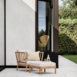 Tradition Lounge Chair, light sand Tradition Lounge Chair, light sand, Fritz Hansen