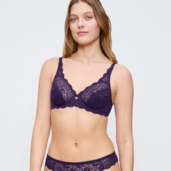Amourette W, royal purple, Triumph