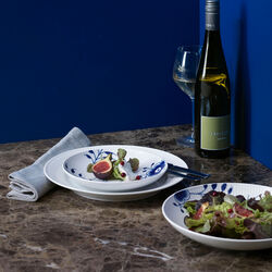 Blue Fluted Mega Modern Plate Ø 20 cm, Royal Copenhagen