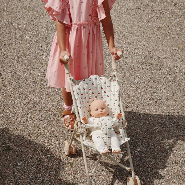 Molly Doll, Konges Sl&oslash;jd