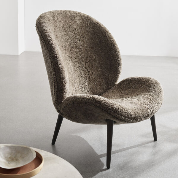 VIPP466 Lodge Lounge Chair, umber, Vipp