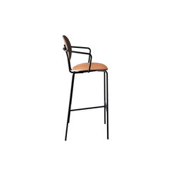 PIET HEIN Bar Chair with Arms, oiled walnut/Silk Cognac, Sibast Furniture