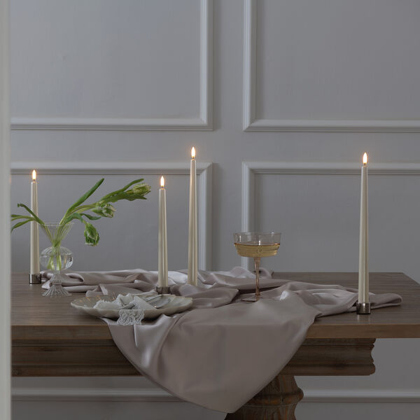LED Smooth taper candle 2 pcs | H 32 | Pearl ivory, Uyuni Lighting