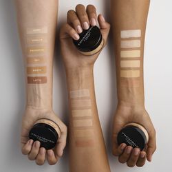 Mineral Foundation Sky, Tromborg