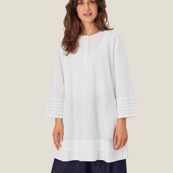 MaGisalle, white MaGisalle, white, Masai