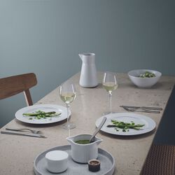 Legio Nova Sauce Jug, Eva Trio