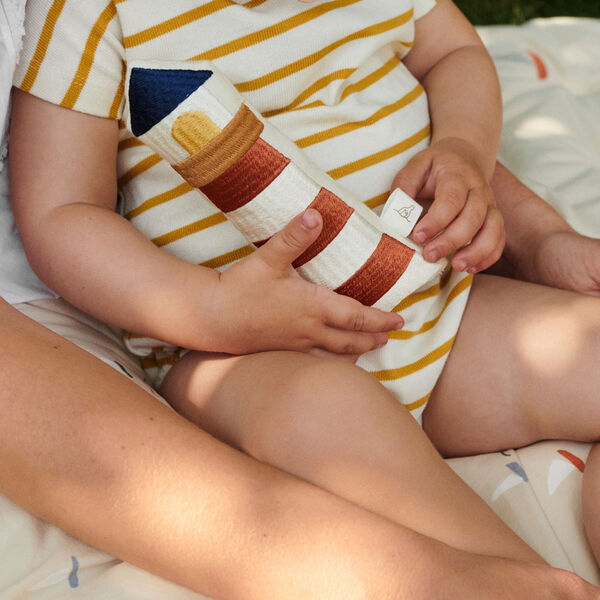 Klint Lighthouse Rattle Klint Lighthouse Rattle, Dear April