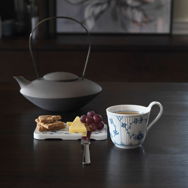 Blue Fluted Plain High Handle Cup 24 cl, Royal Copenhagen