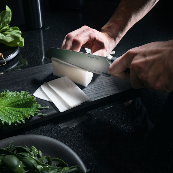 Taiten Santoku Knife, Fiskars