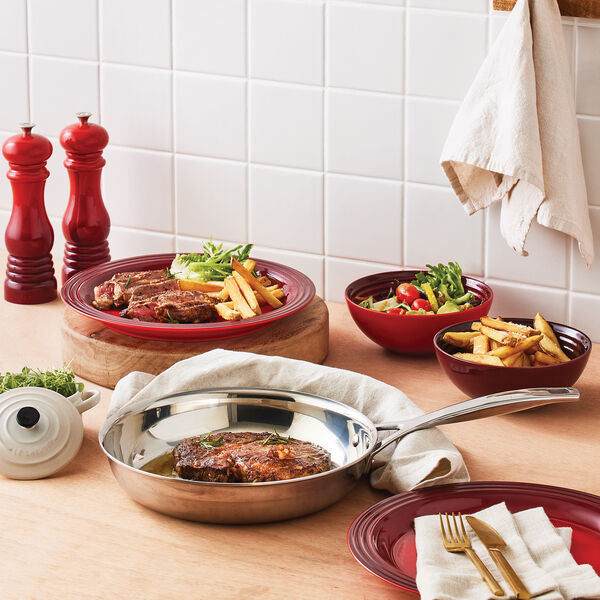 Signature Dinner Plate &Oslash; 27 cm, cerise, Le Creuset