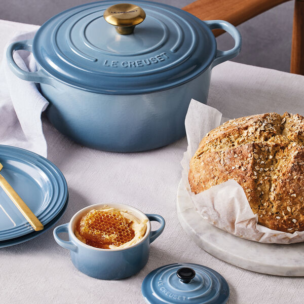 Signature Round Pot &Oslash; 24 cm, chambray, Le Creuset