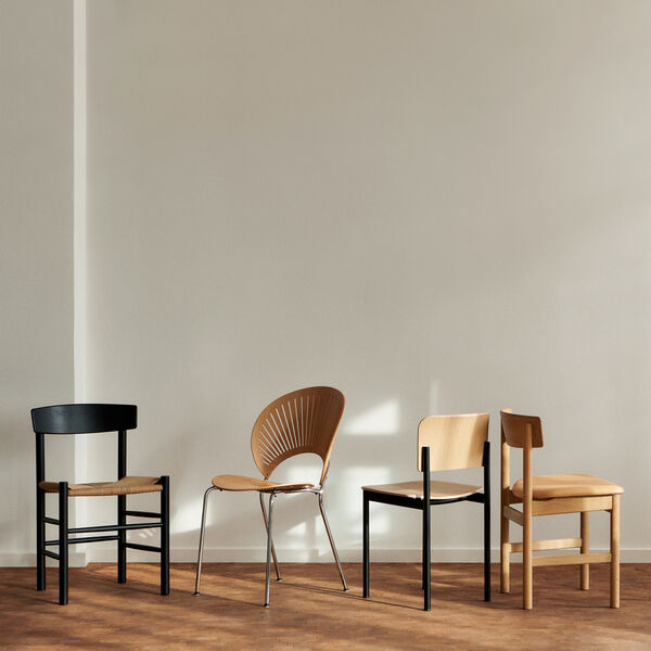 J39 Mogensen Chair, black lacquered oak/natural, Fredericia Furniture
