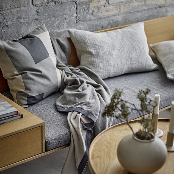 Boucl&eacute; Cushion, beige, S&ouml;dahl