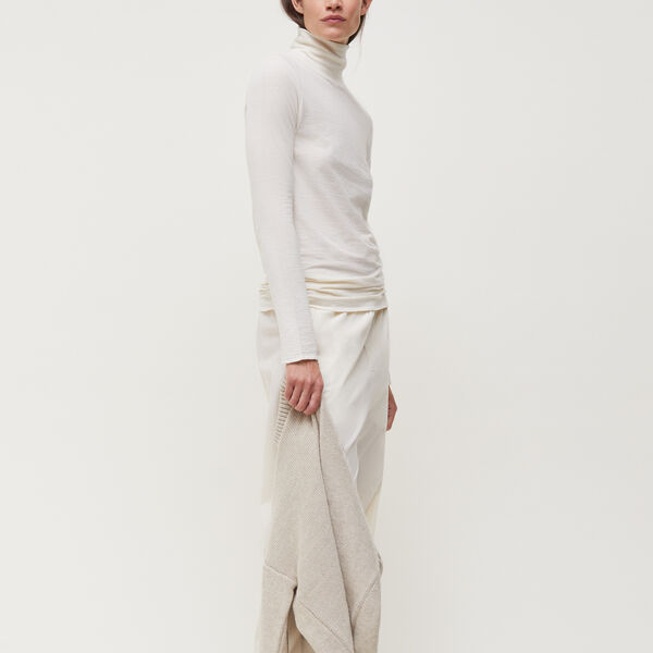 Gentle Turtleneck, pure ecru, Aiayu