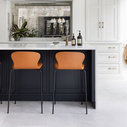 PLAY Chair Low Back Counter, cognac, Bruunmunch Furniture