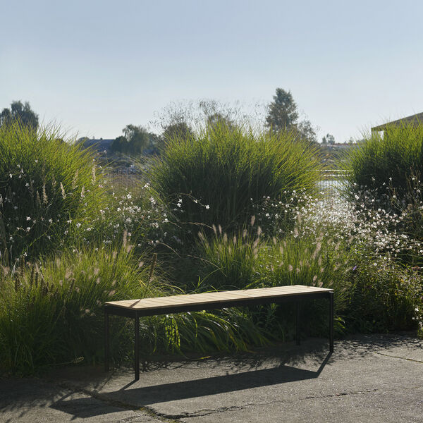 Ville AV28 Outdoor Bench, warm black Ville AV28 Outdoor Bench, warm black, &Tradition