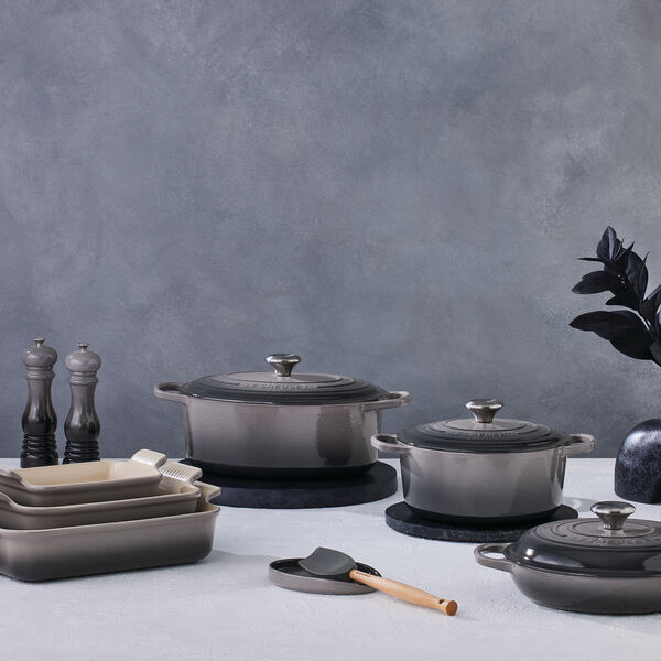 Oval Spoon Rest, flint, Le Creuset