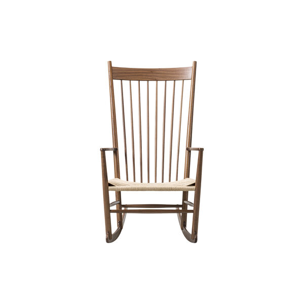 J16 Rocking Chair, oiled walnut/natural, Fredericia Furniture